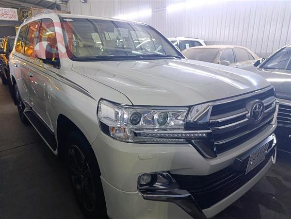 Toyota for sale in Iraq